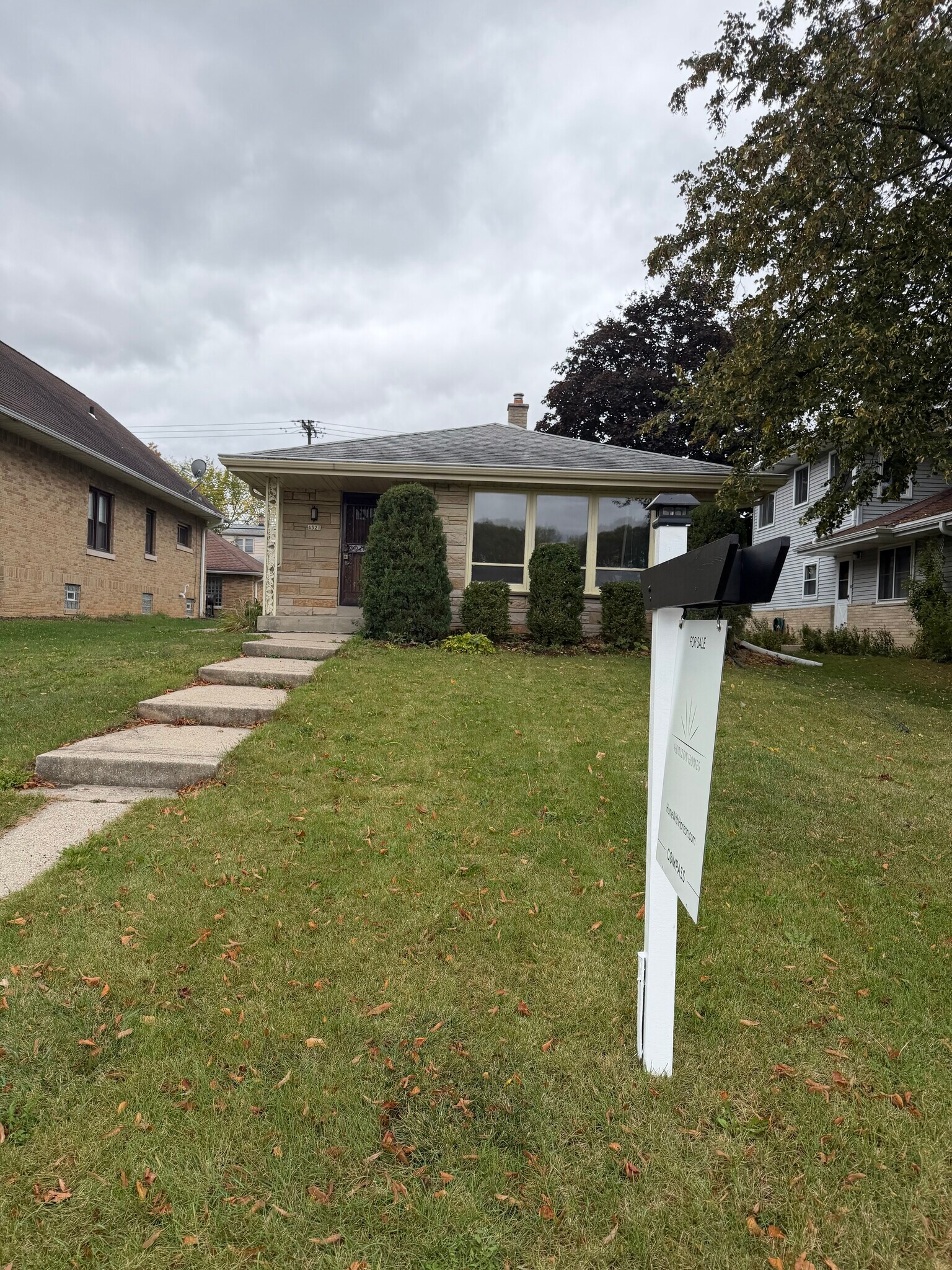 Building Photo - 4321 N 99th St