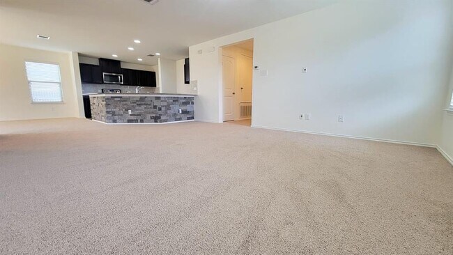 Building Photo - 111 Jasmine Cove
