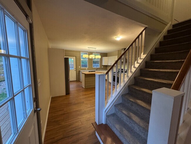 Building Photo - Beautifully Renovated 3BR Row Home in Deutschtown – Spacious, Modern & Incredible Location