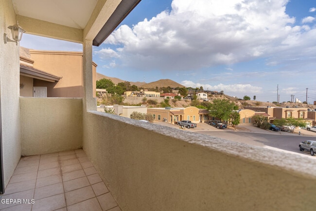 Building Photo - 4725 Pistolero Ln