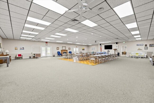 Building Photo - 1235 S Highland Ave