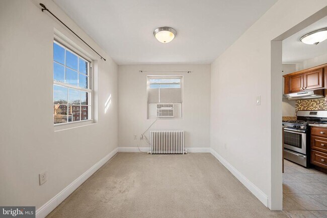 Building Photo - 5310 8th Rd S