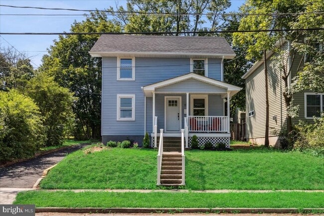 Building Photo - 87 Columbia Ave