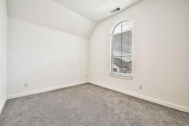 Building Photo - 1301 Saddle Ridge Dr