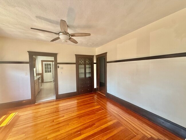 Building Photo - 41 Dunbar Ave