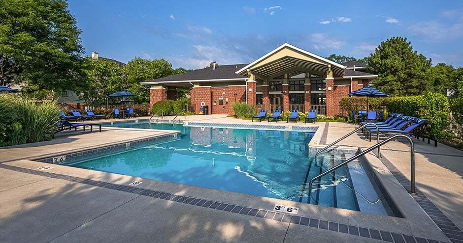 Building Photo - Woodlake Apartments