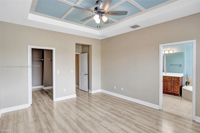 Building Photo - 4 br, 2.5 bath House - 4616 NW 59th St