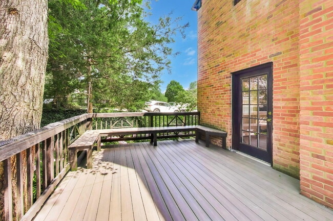 Building Photo - Classic Brick Colonial in the Heart of Berkshire