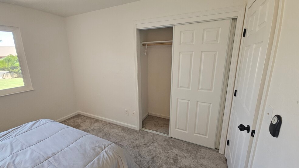 Building Photo - 3545 W Monte Vista Ct