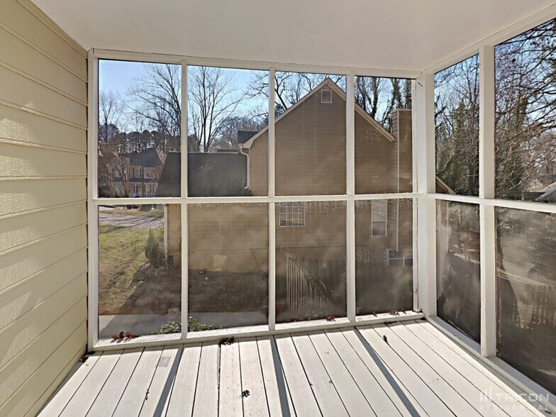 Building Photo - 1112 Karastan Ct SW