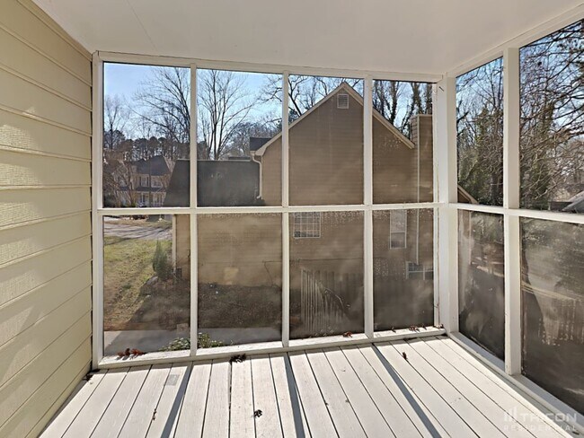 Building Photo - 1112 Karastan Ct SW
