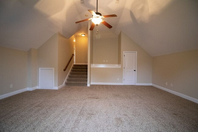 Building Photo - 1343 Ambleside Dr