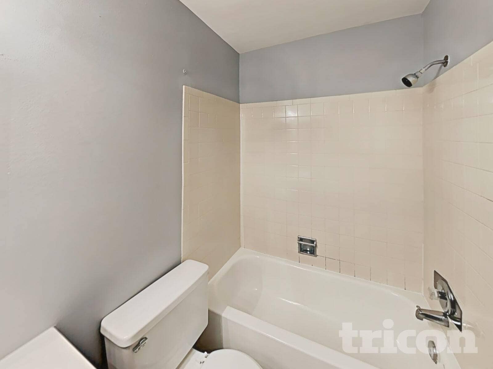 Building Photo - 1913 Hudson Ct