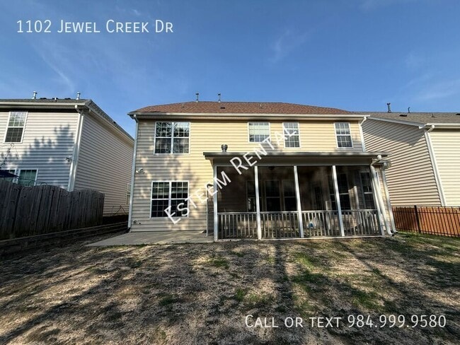 Building Photo - 1102 Jewel Creek Dr