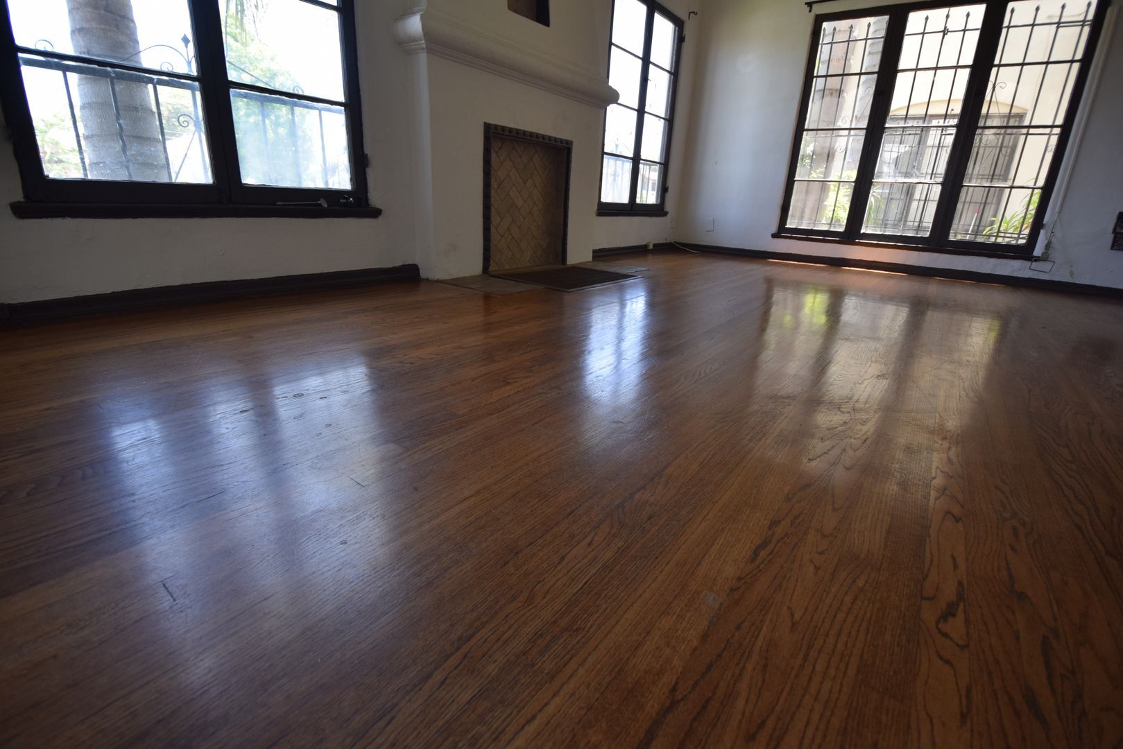 Building Photo - 1417 S Crescent Heights Blvd
