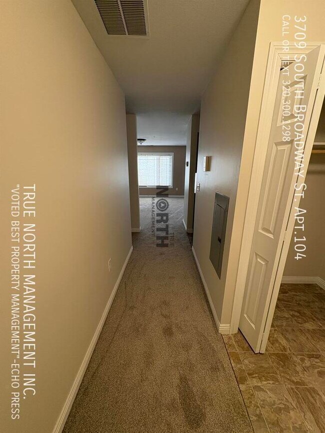 Building Photo - 3709 S Broadway St