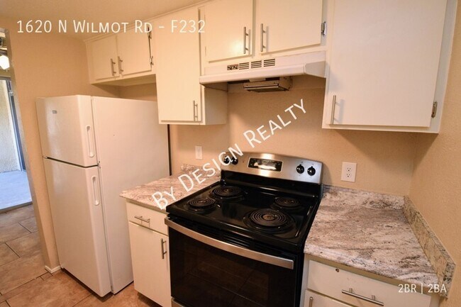 Building Photo - The Monaco Condos 2 Bed 1.5 Bath