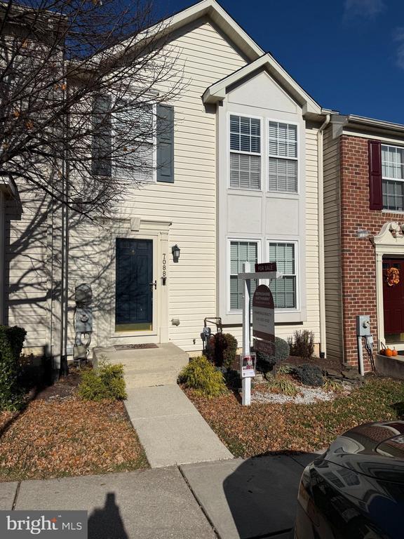 Building Photo - 7088 Maiden Point Pl