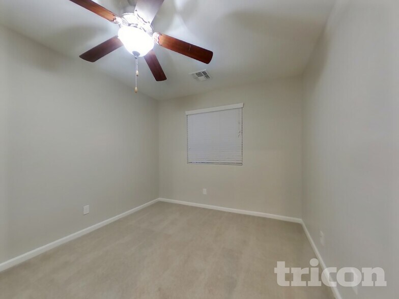 Building Photo - 12572 W Lindbergh Dr