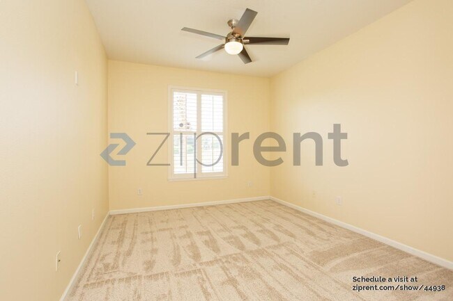 Building Photo - 7801 Point Meadows Dr