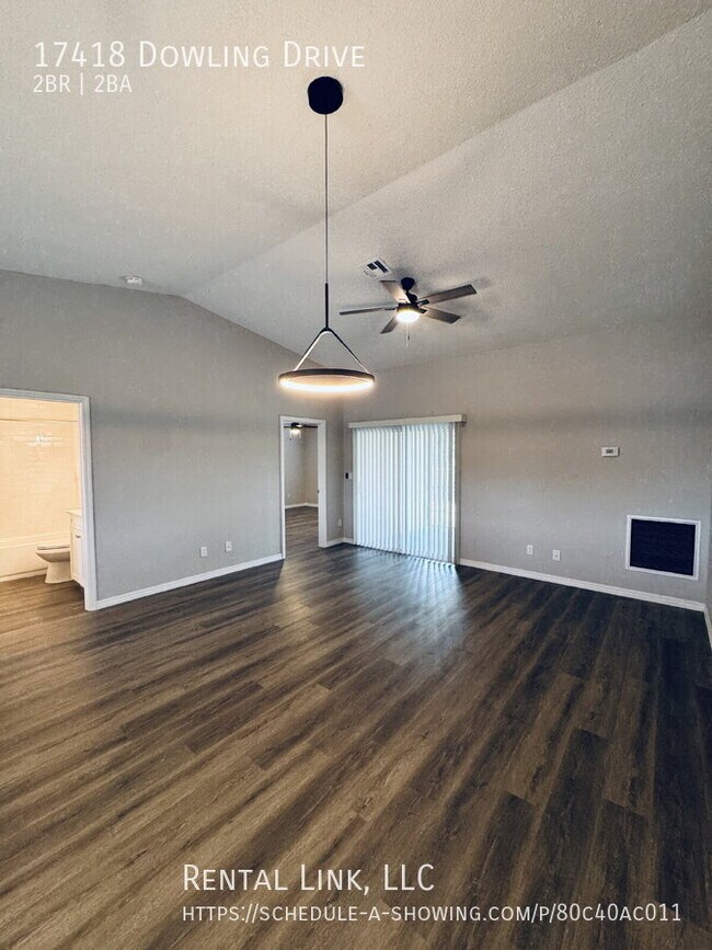 Building Photo - 17418 Dowling Dr