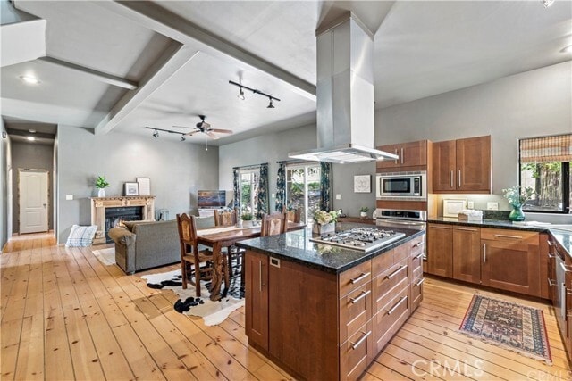 Building Photo - 10950 Fox Springs Rd