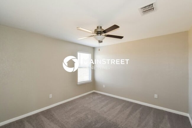 Building Photo - 3 Bedroom Pet-Friendly Home in San Antonio, TX with Main Street Renewal