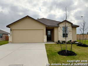 Building Photo - 607 fluted