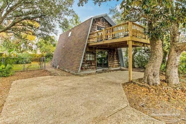 Building Photo - 14120 Innerarity Point Rd