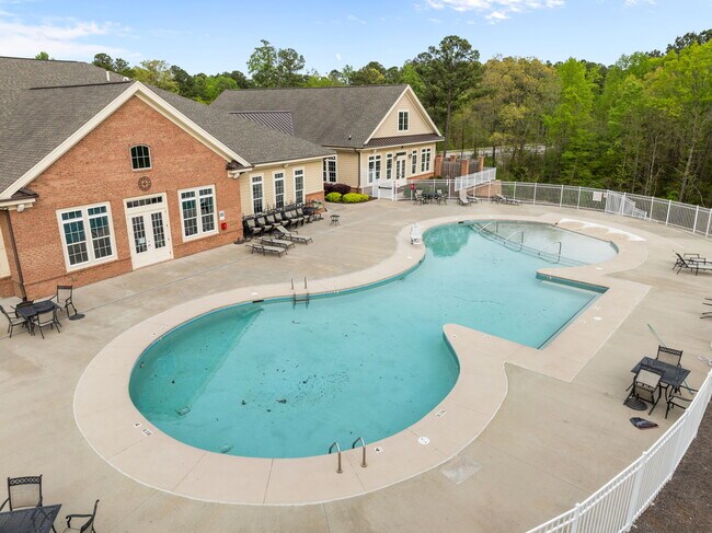 Building Photo - 1039 Commack Dr