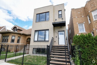 Building Photo - 4942 W Belden Ave