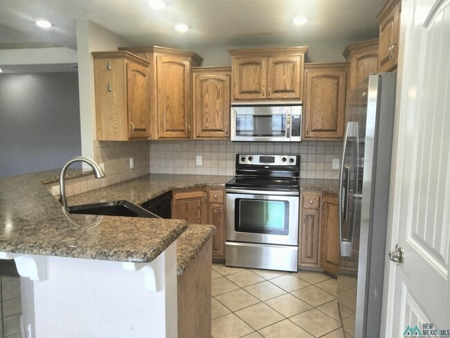 Building Photo - 2229 Reese Dr