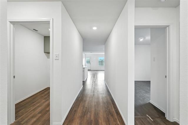 Building Photo - 5348 Finbrooke Dr