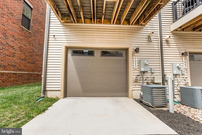 Building Photo - 4645 Towne Park Rd