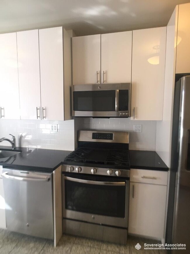 Floorplan - 700 Fort Washington Avenue