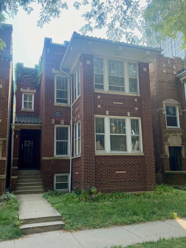 Primary Photo - 6423 N Magnolia Ave