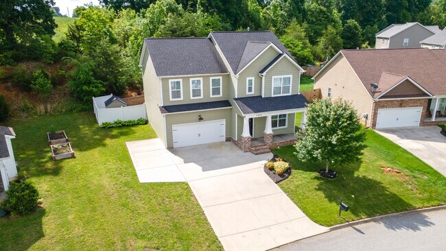 Building Photo - 1416 Madison Oaks Rd
