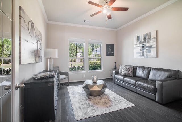 Building Photo - 206 Liatris Ct
