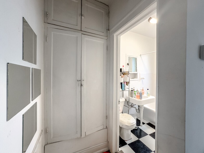 Building Photo - 2019 N Humboldt Blvd