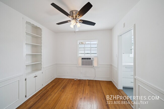 Building Photo - 12027 Albers St