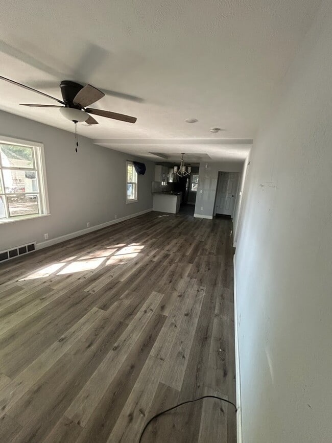 Building Photo - 52093 Clover Trail