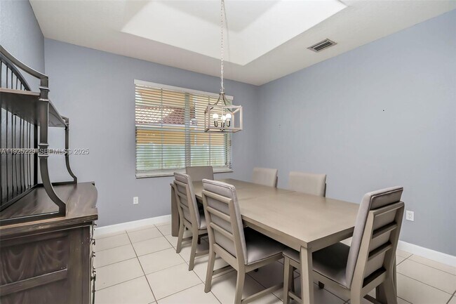 Building Photo - 3808 SW 165th Terrace