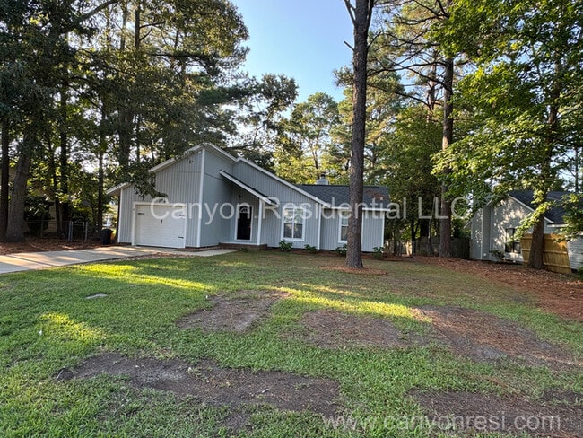 Building Photo - 7104 Old Castle Dr