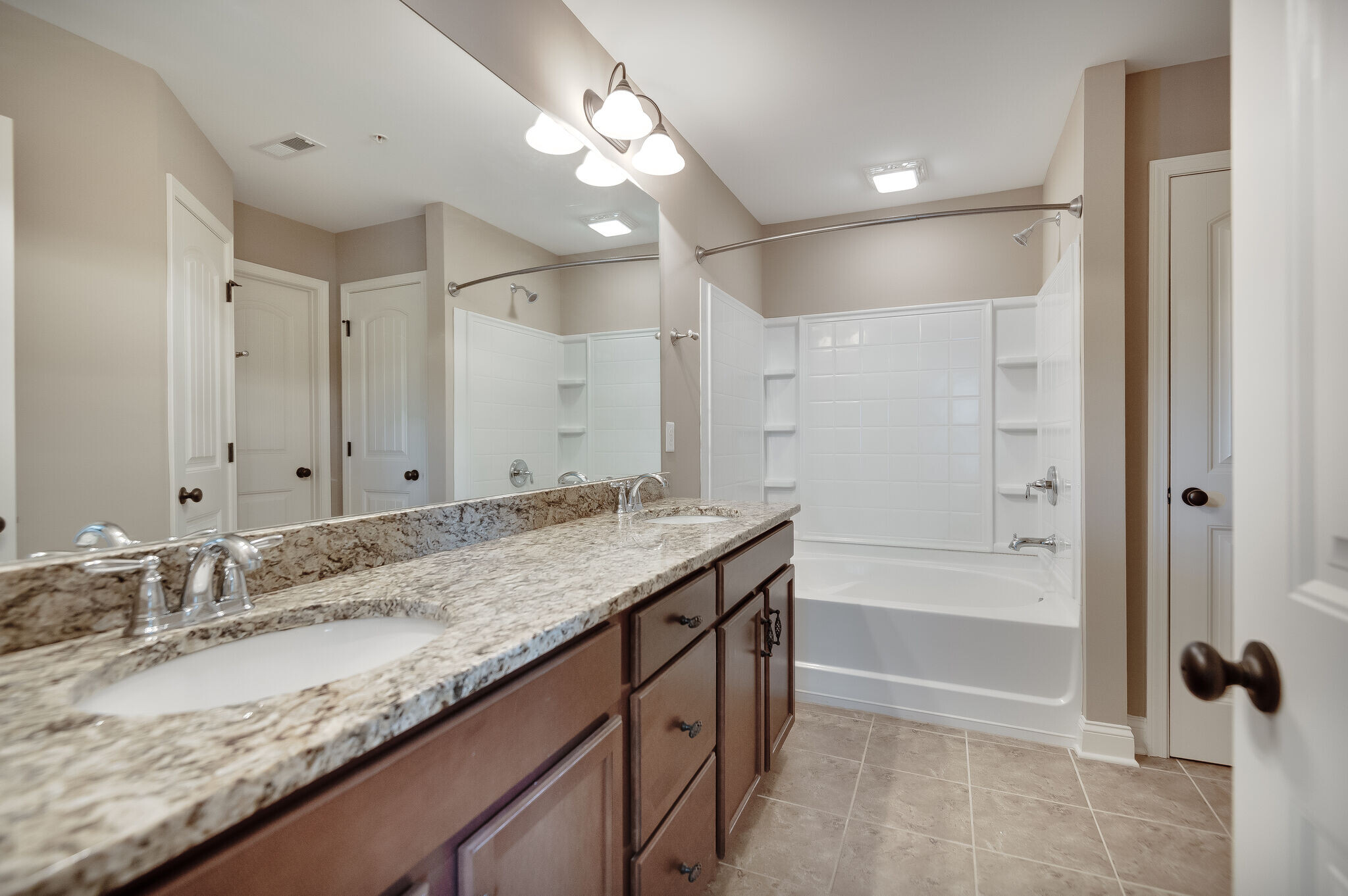 Building Photo - 104 Ambassador Private Cir