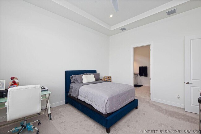 Building Photo - 11338 SW Pietra Wy