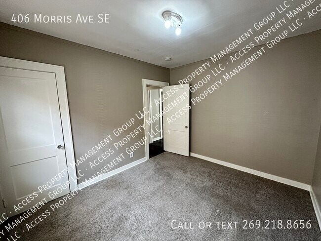 Building Photo - 406 Morris Ave SE
