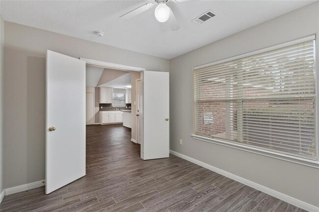 Building Photo - 16302 Many Trees Ln