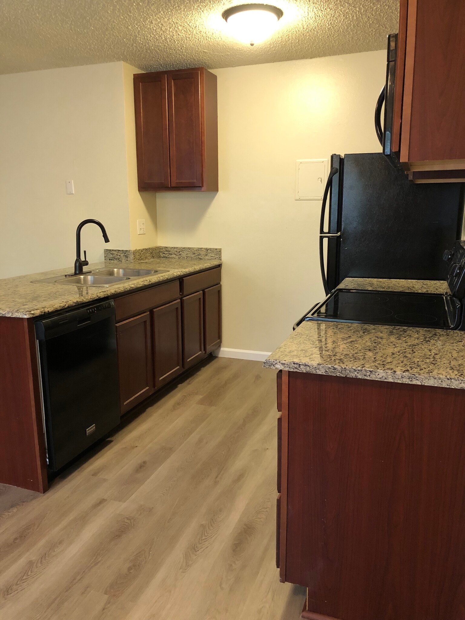Kitchen view - 2923 Sage St
