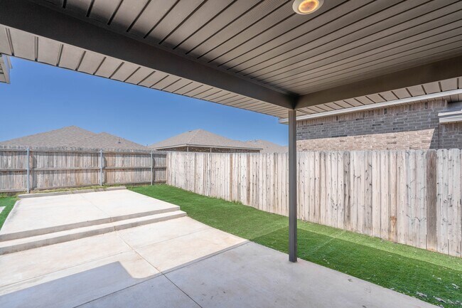 Building Photo - 2311 Outlaw Ct