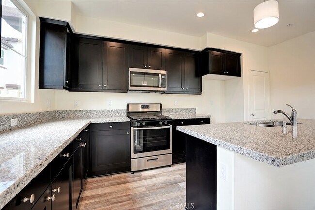 Building Photo - 4143 Cam. Campana